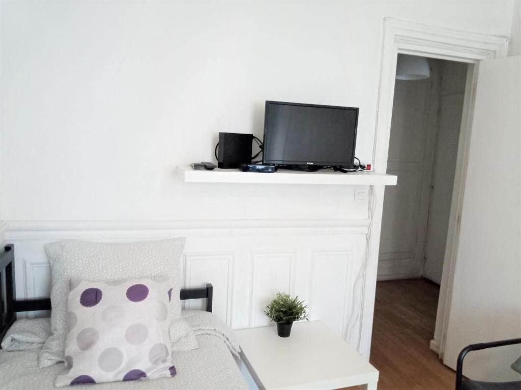 Entier A Rue Lafayette. Appartement Parijs
