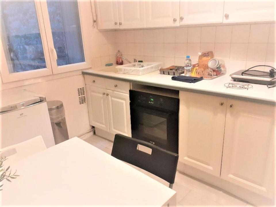 Entier A Rue Lafayette. Appartement Parijs