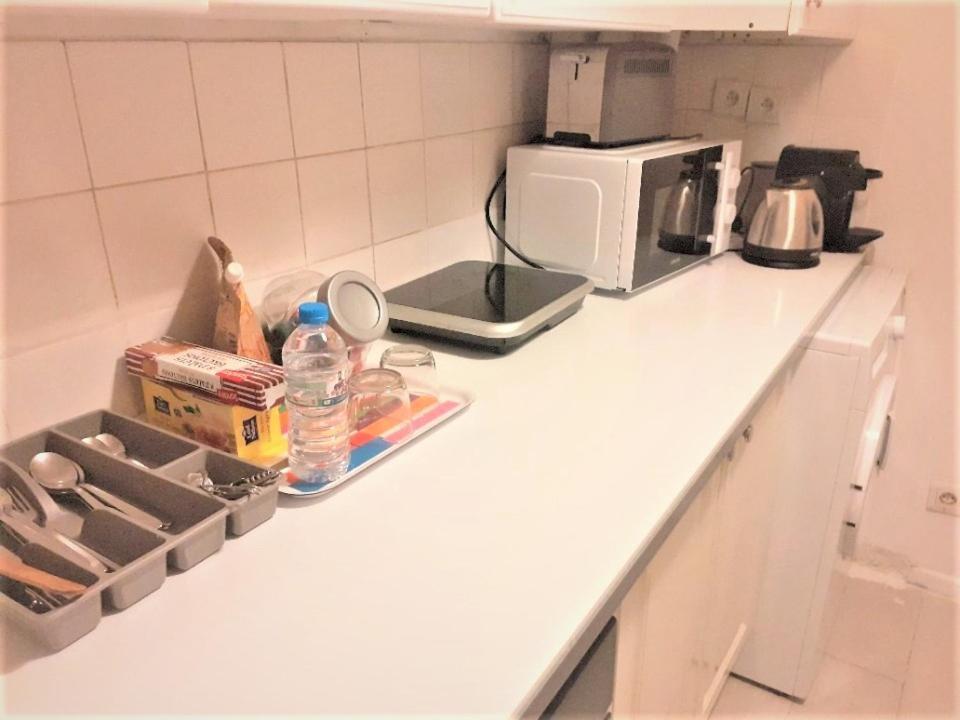 Entier A Rue Lafayette. Appartement *